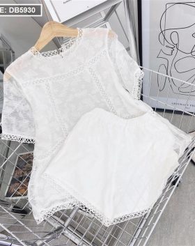 Set nữ áo trắng ren cổ tròn tay ngắn quần đùi - DB5930