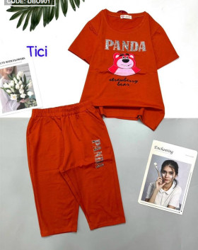 Đồ bộ thun nữ quần lửng in hình gấu panda - DBO901