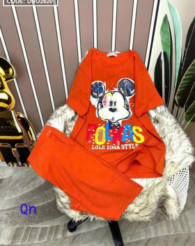 Đồ bộ quần lửng màu áo tay ngắn in hình chuột mickey - DBO2620