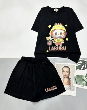 đồ bộ quần đùi áo tay ngắn in chữ LABUBU - DBO4890