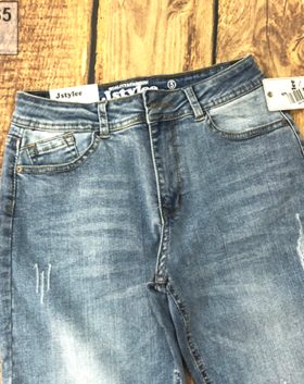 Baggy jeans xăn lai độc đáo
